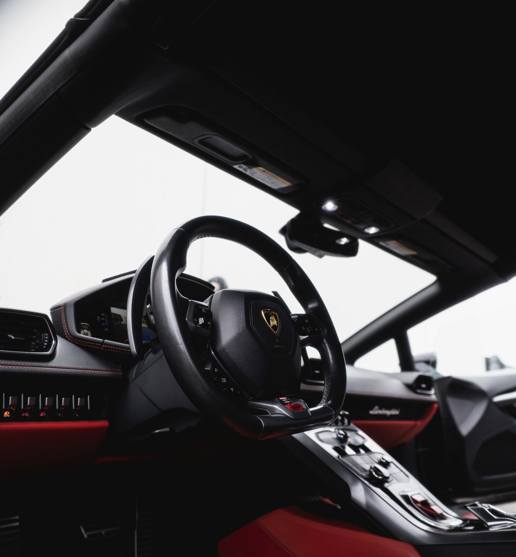 2019 Lamborghini Huracan in Black – photo 14