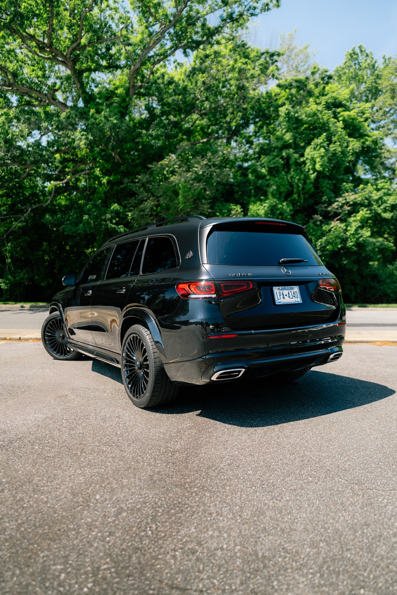 2021 Mercedes GLS 600 Maybach in Black – photo 2