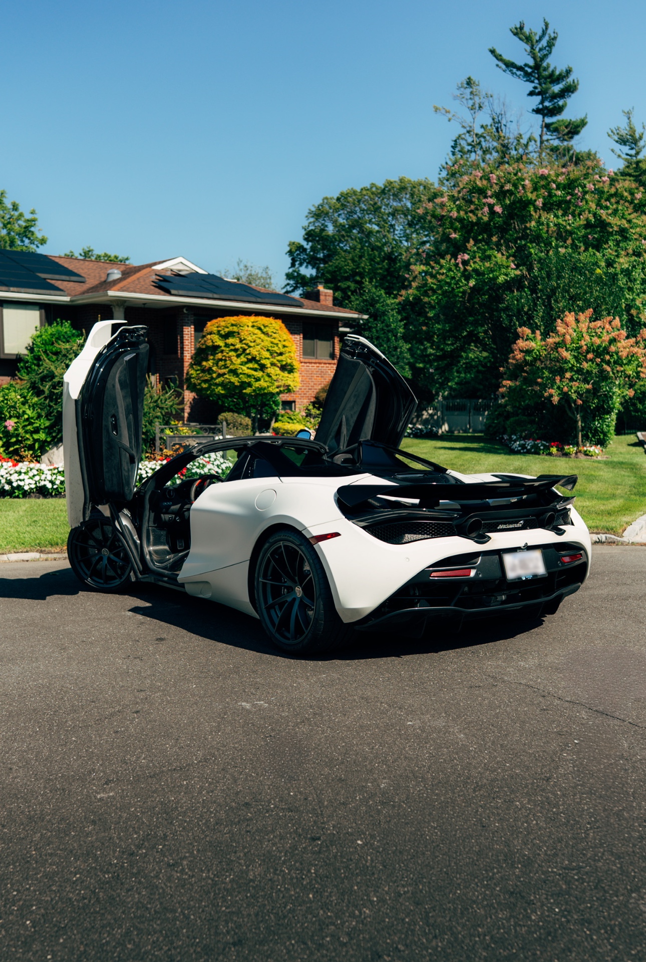 2023 McLaren 720S Spider in White