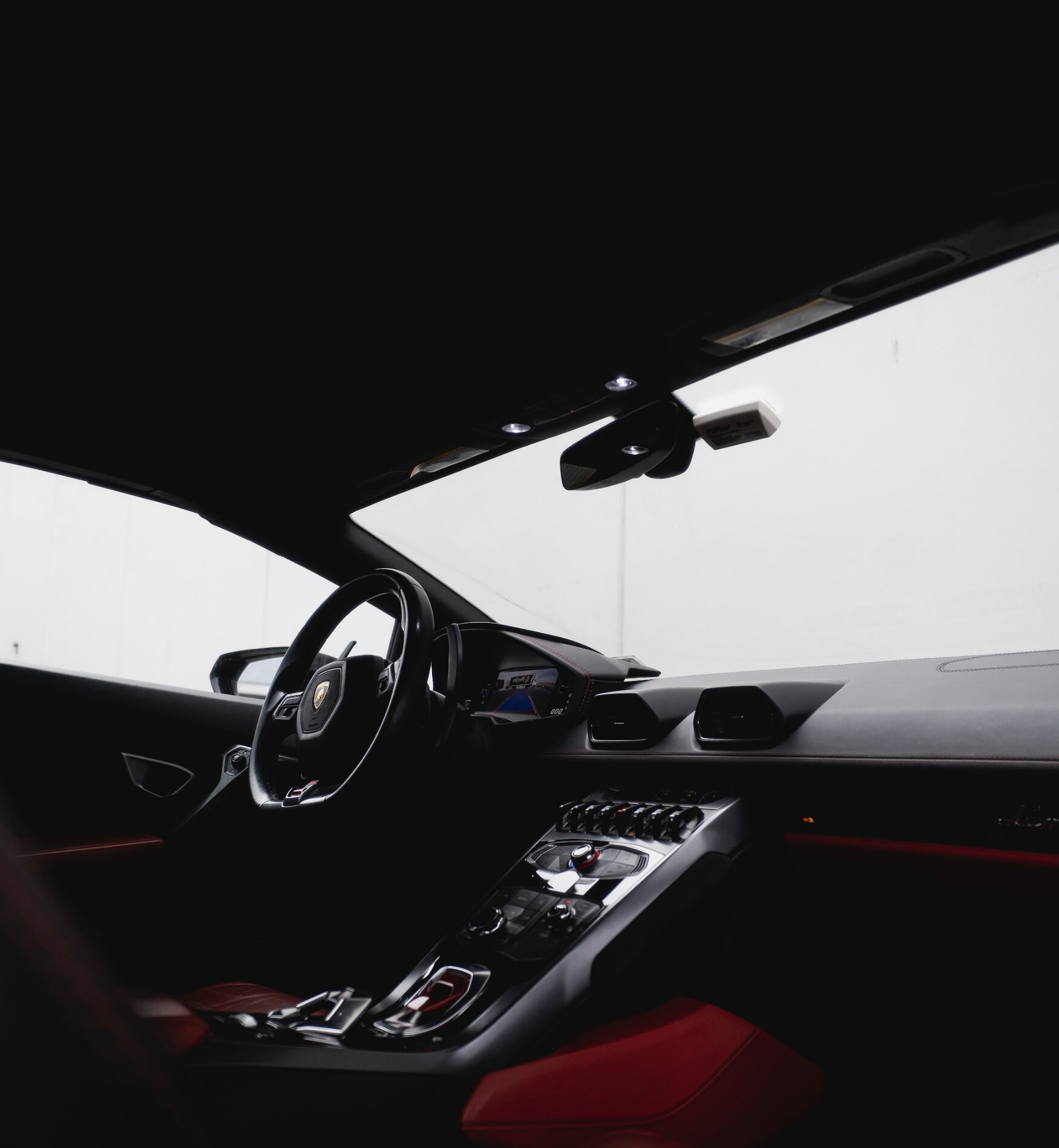 2019 Lamborghini Huracan in Black – photo 12